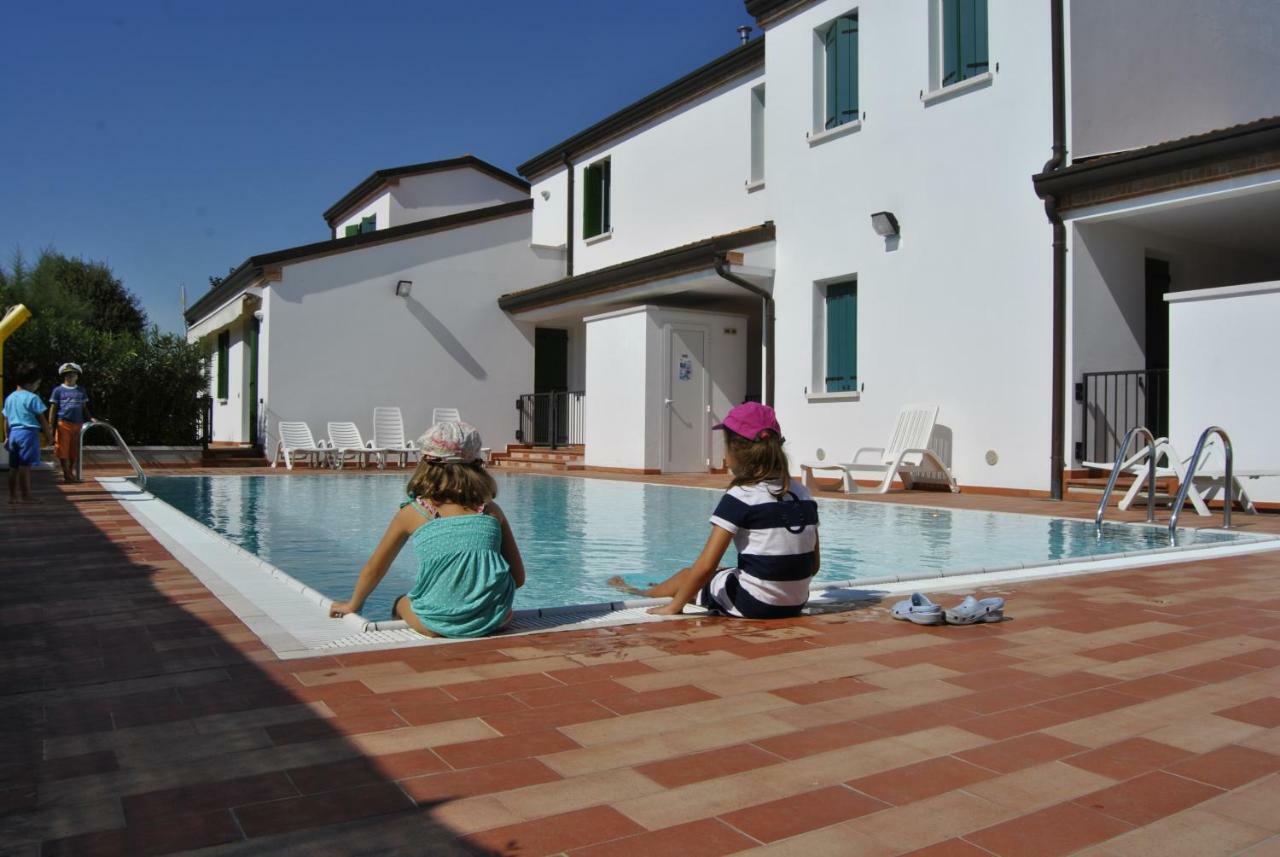 Residence Tamerici Caorle Bagian luar foto