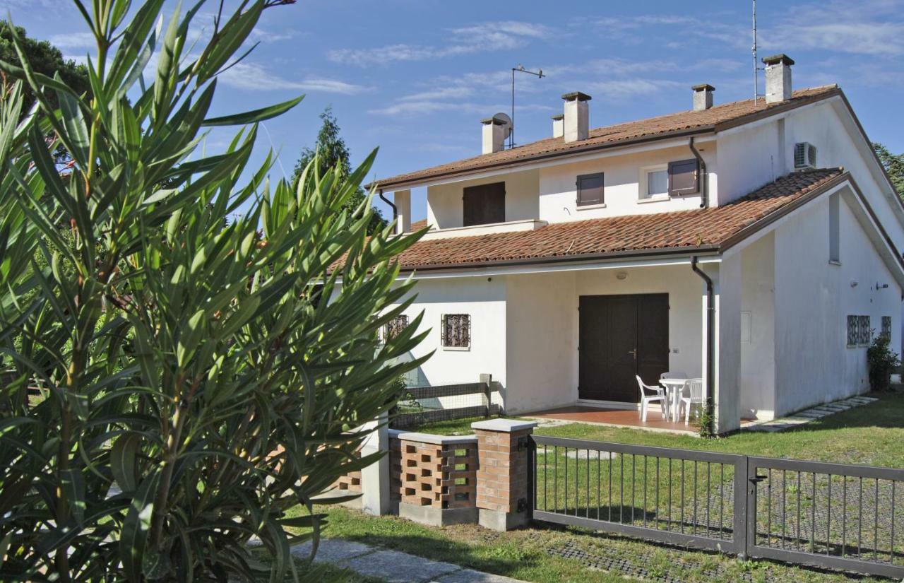 Residence Tamerici Caorle Bagian luar foto